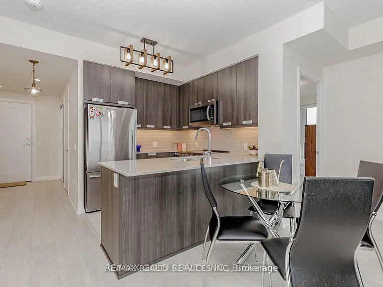 35 Watergarden Dr #2517 — Photo 8