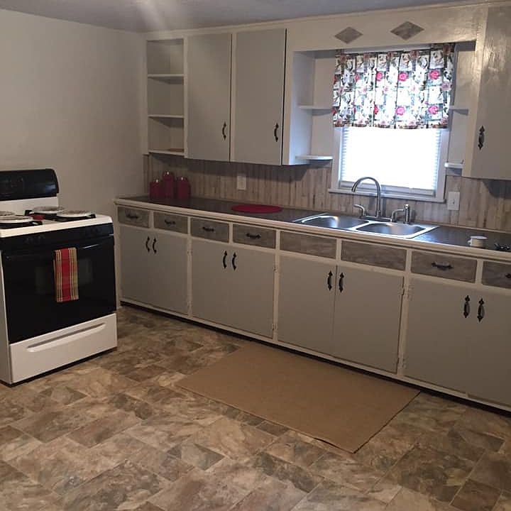 1st image of 408 E Court St
