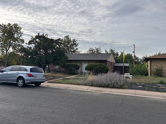 3rd image of 2400 W 24th St