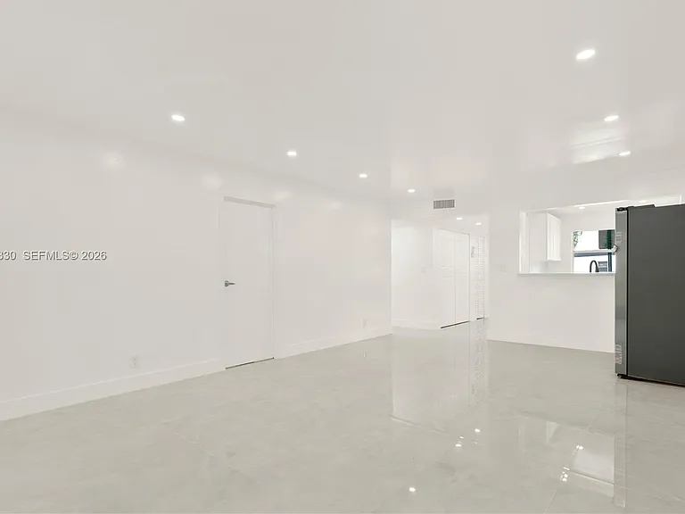8320 Sands Point Blvd #M107 — Photo 13