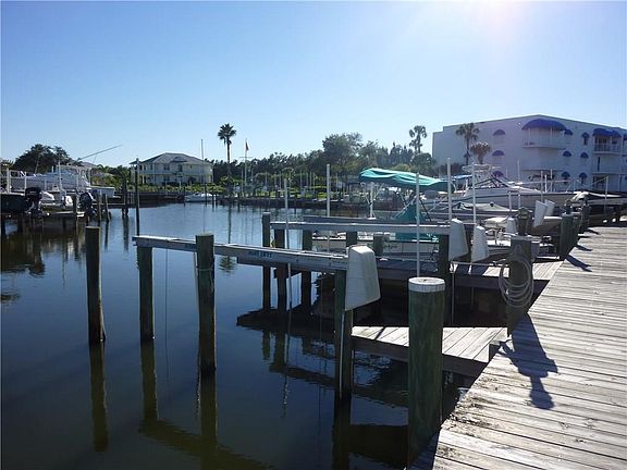 4th image of 6209 River Run Dr #6209