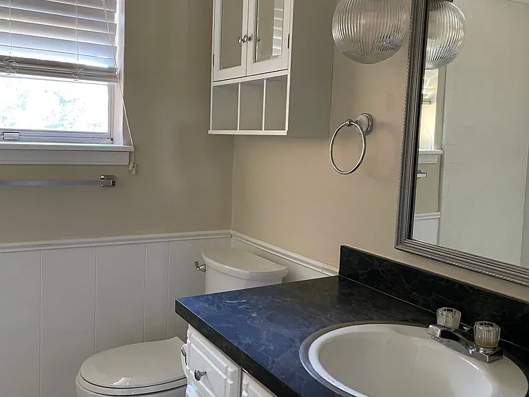 640 Redstone Ave — Photo 5