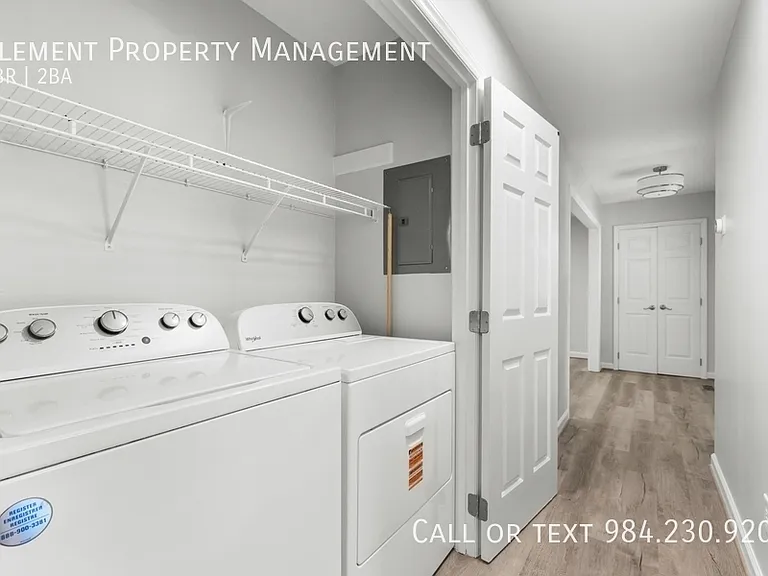 3641 Meadow Creek Ln — Photo 19