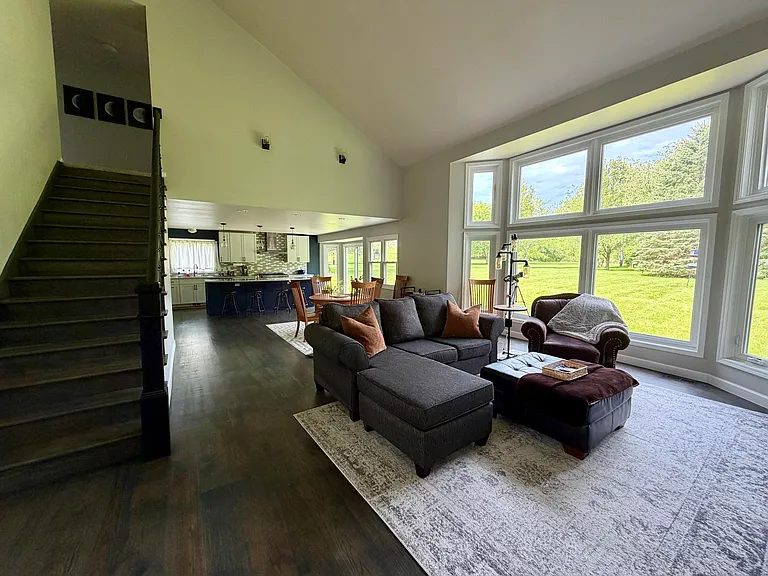 6961 Suncrest Dr — Photo 13
