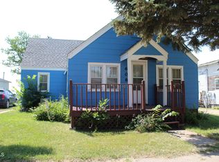 608 2nd Ave NW, Ashley, ND 58413