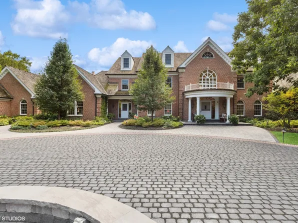 475 W Deerpath, Lake Forest, IL 60045