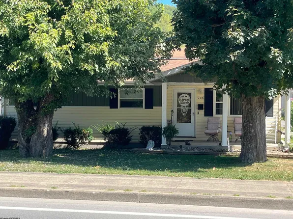 908 N Main Ave, Weston, WV 26452