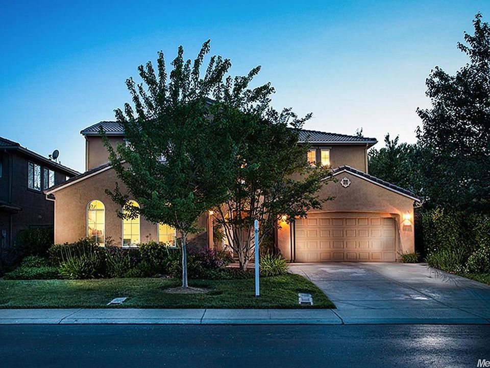 1st image of 2110 Beckett Dr