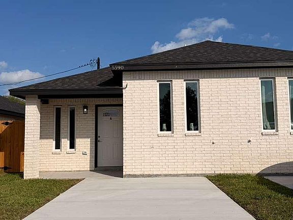 2nd image of 5590 Vidos Dr #A
