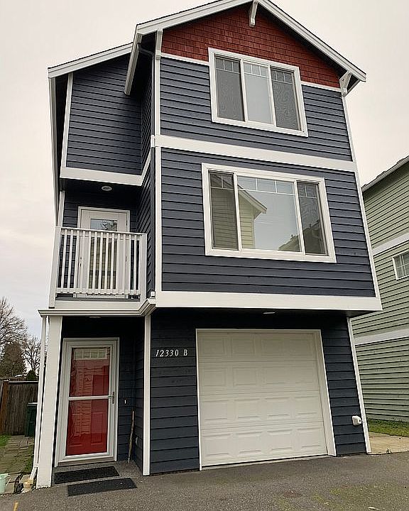 1st image of 12330B 14th Ave NE
