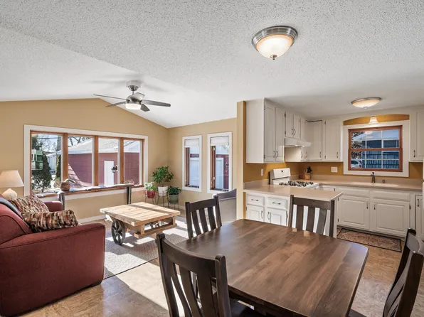 572 53 1/2 Ave NE, Fridley, MN 55421