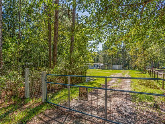 3rd image of 1056 Village Green Ct