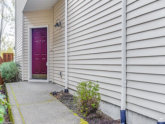 2nd image of 16310 SW Whistling Swan Ln