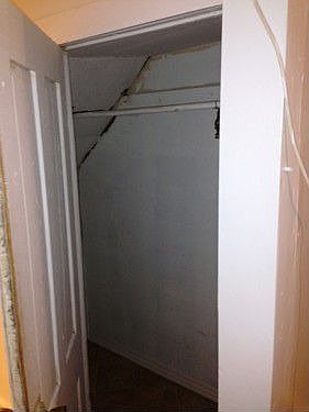 5th image of 93 Orient Ave