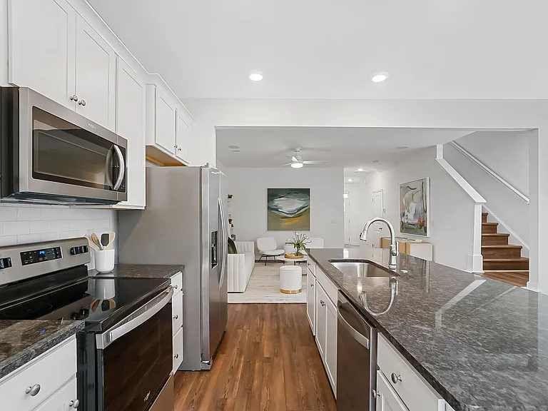 HARMON Foxbank by Crescent Communities — Photo 8