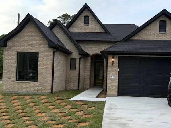 805 Strickland St, Vidor, TX 77662