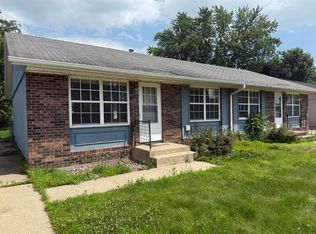 620 Sand Lake Rd #622, Onalaska, WI 54650