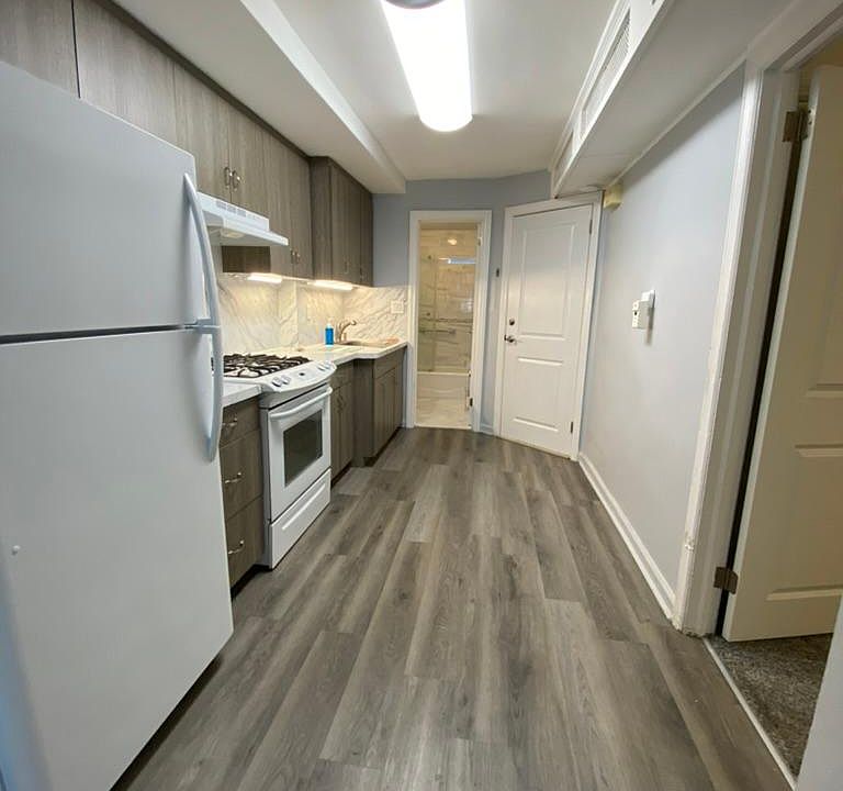 1st image of 2268 E 29th St #1