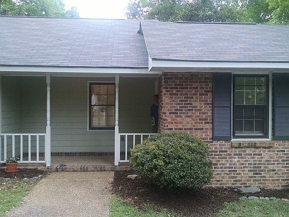 2nd image of 402 24th St #B