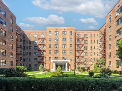100-11 67th Rd APT 205, Queens, NY, 11375