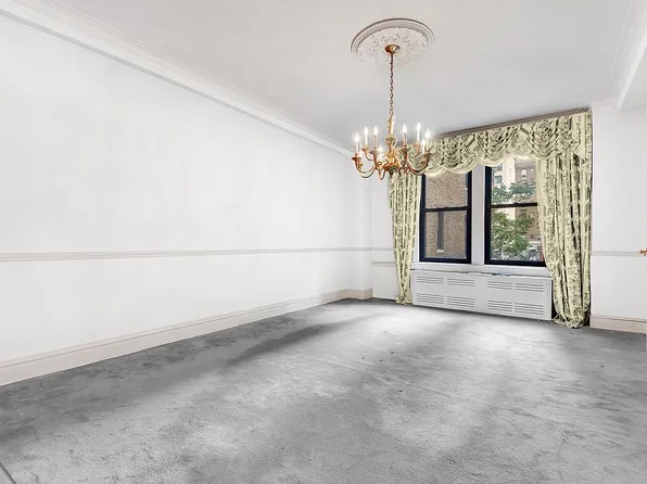 1105 Park Ave #3D, New York, NY 10128