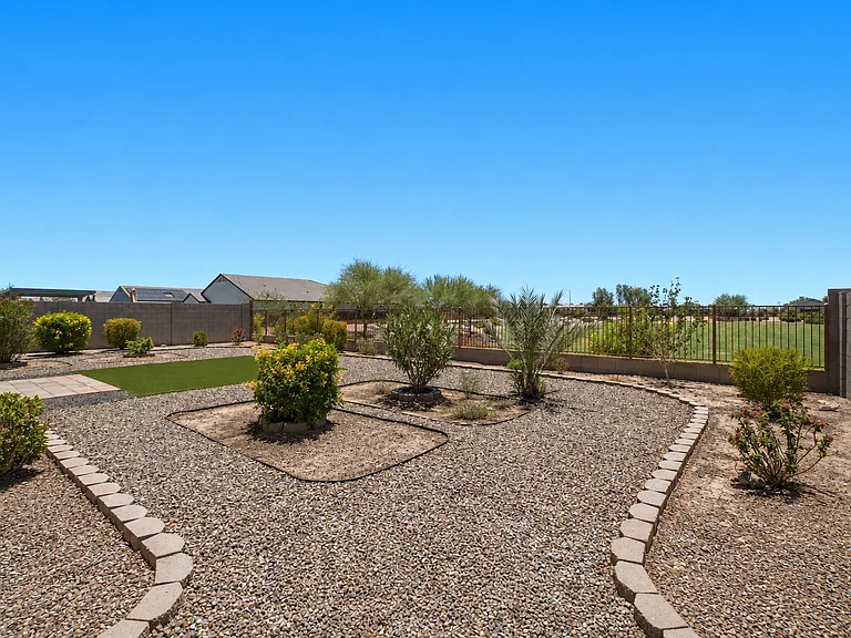 44587 W Palo Amarillo Rd — Photo 38