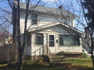 1109 Brown St, Akron, OH 44301