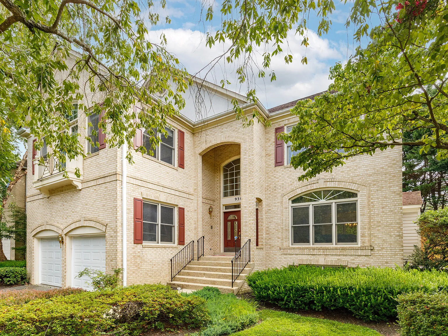 5 bed, 4738 sqft, $7,600 — Photo 3