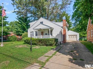 2619 E Keys Ave, Grandview, IL 62702
