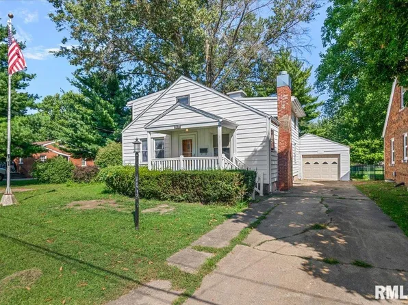 2619 E Keys Ave, Grandview, IL 62702