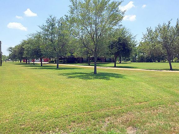 3rd image of 16803 County Road 831