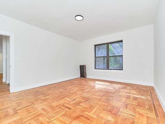 2nd image of 56 Bennett Ave APT 2K
