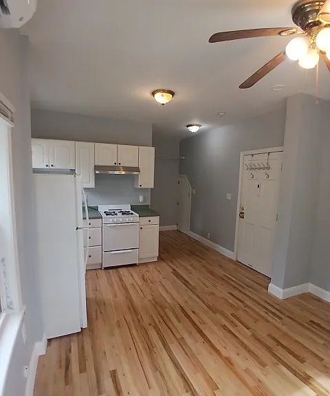 589 South St #1 — Photo 2