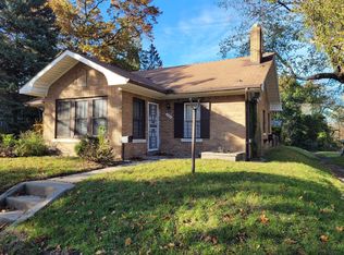332 E 43rd Ave, Gary, IN 46409