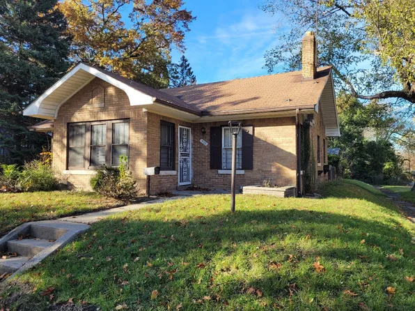 332 E 43rd Ave, Gary, IN 46409