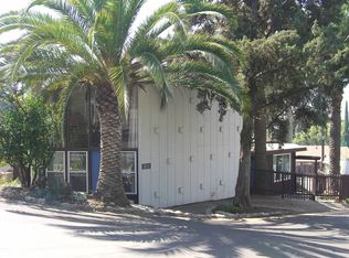 270 Robincroft Dr, Pasadena, CA 91104