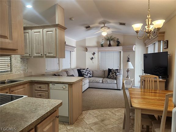 4th image of 1159 Daniels Rd #74