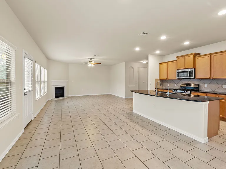 5713 Little Theater Bnd — Photo 12