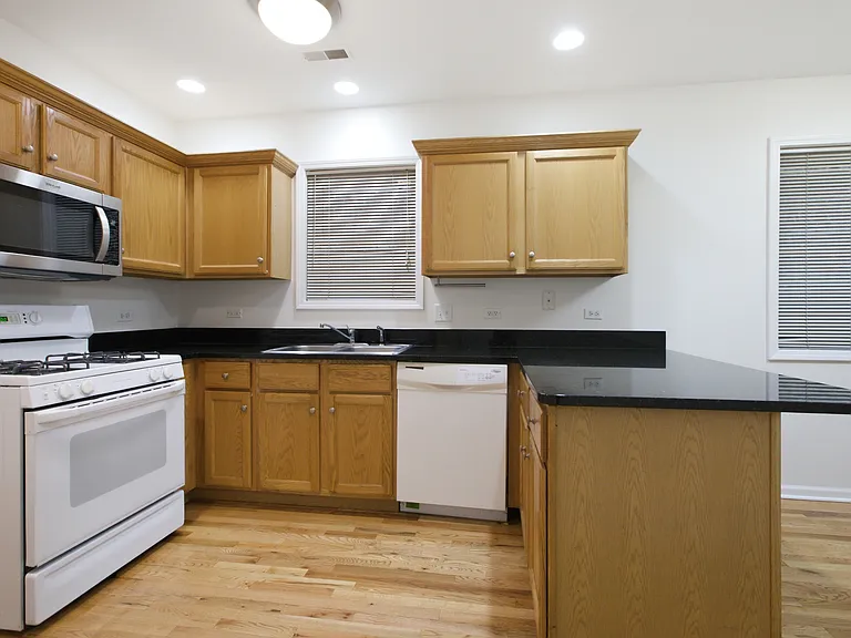 825 S Miller St #1 — Photo 5