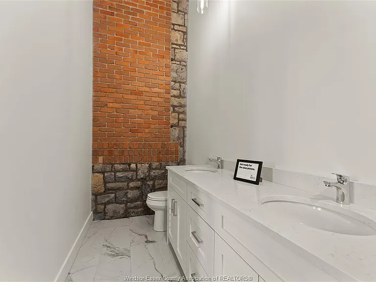 247 Brock St #303 — Photo 23