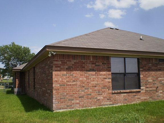 3rd image of 3607 Dustin Ct Unit B