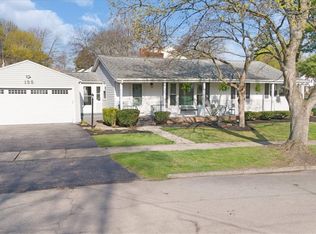 155 Meadow Dr, Rochester, NY 14618