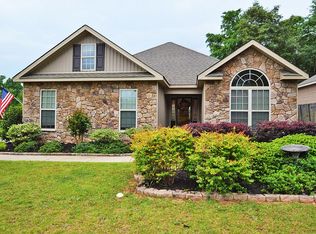 101 Weatherwood Rd, Kathleen, GA 31047