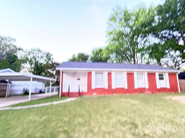 4131 Woodgreen Ter, Charlotte, NC 28205