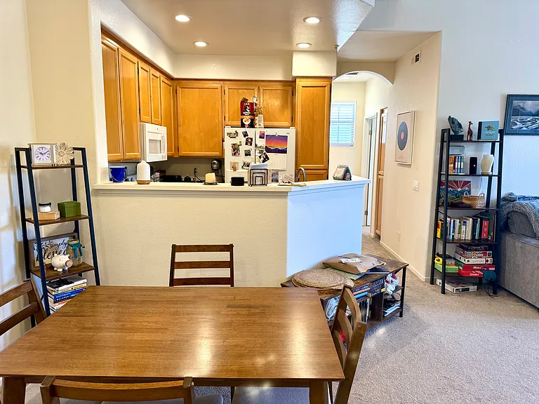 402 Bay Berry Pl — Photo 4