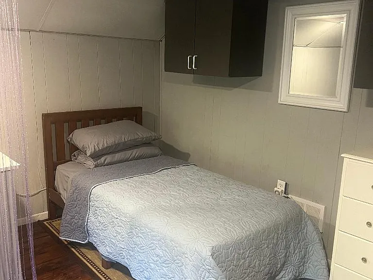 2nd floor twin bed #2 with dressers