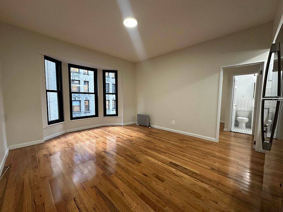 1st image of 11 E 32nd St APT 8B