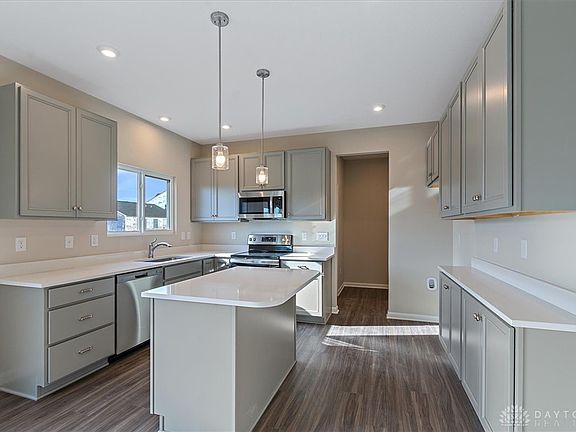 2nd image of 8187 Cherry Birch Dr