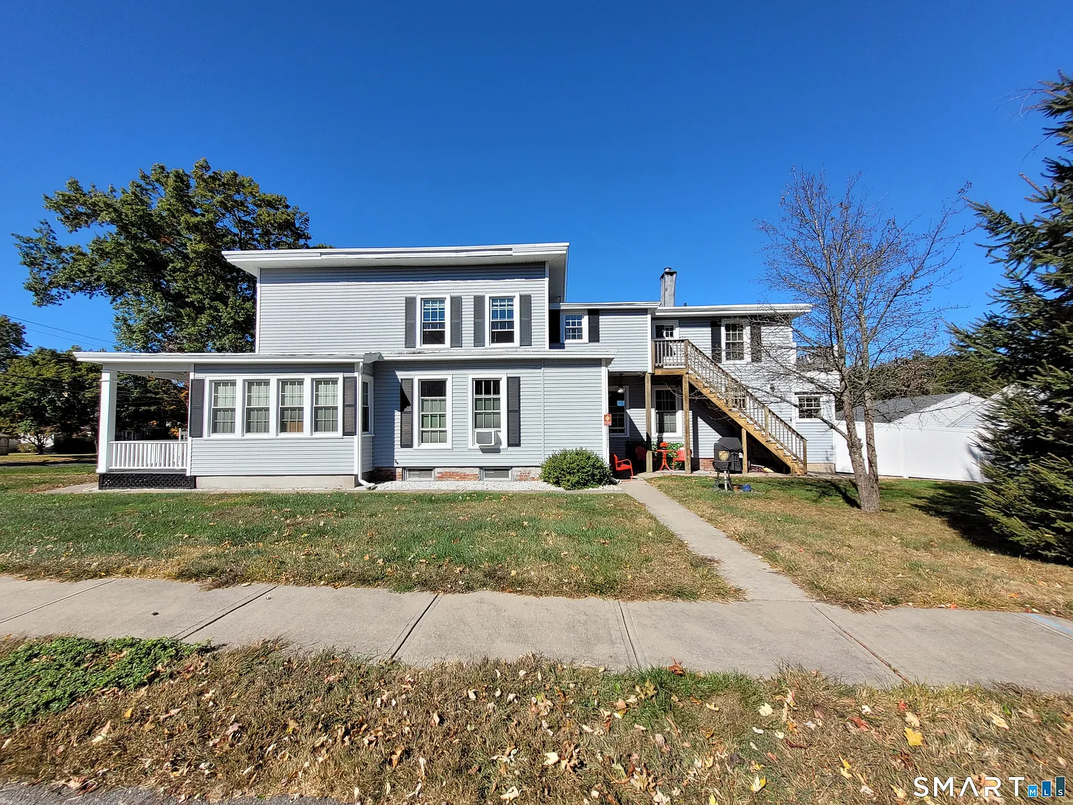 3 bed, 1300 sqft, $2,350 — Photo 3