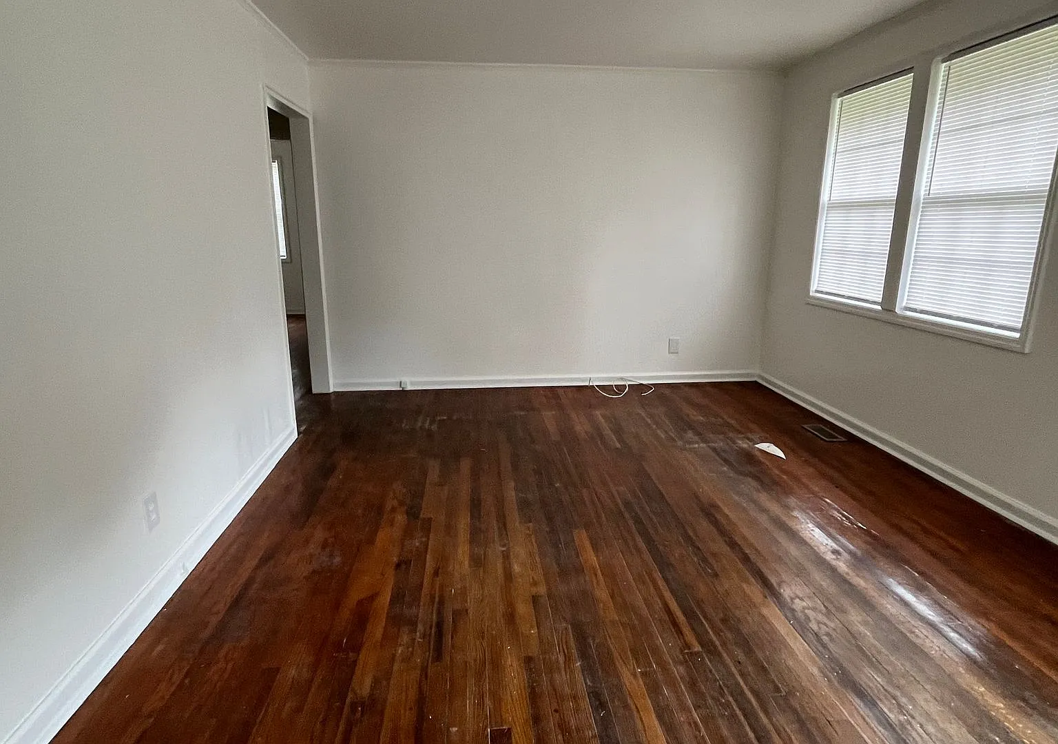 2221 Briarfield Rd. — Photo 2
